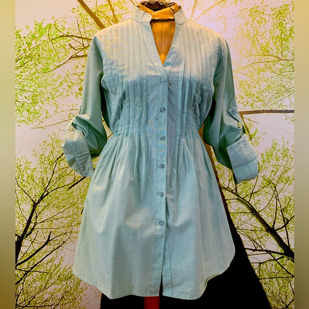 Beautiful Green Button Up Shirt